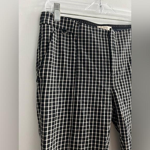 Anthropologie Pants - Anthropologie The Essential Slim Cropped Pants